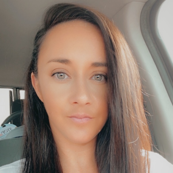 Meet your Posher, Sara - Picture 1 of 1